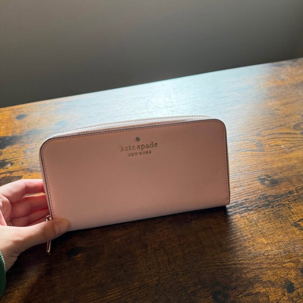 Kate Spade Light Pink Zip-Around Wallet